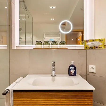 Jani Apartment